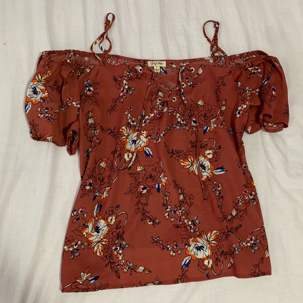 Floral cold shoulder top